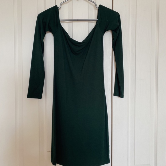 COPY - DARK GREEN/EMERALD STRETCHY MINI DRESS XS/SMALL STRAPLESS SHOUDLER DYNAM… - Picture 3 of 3